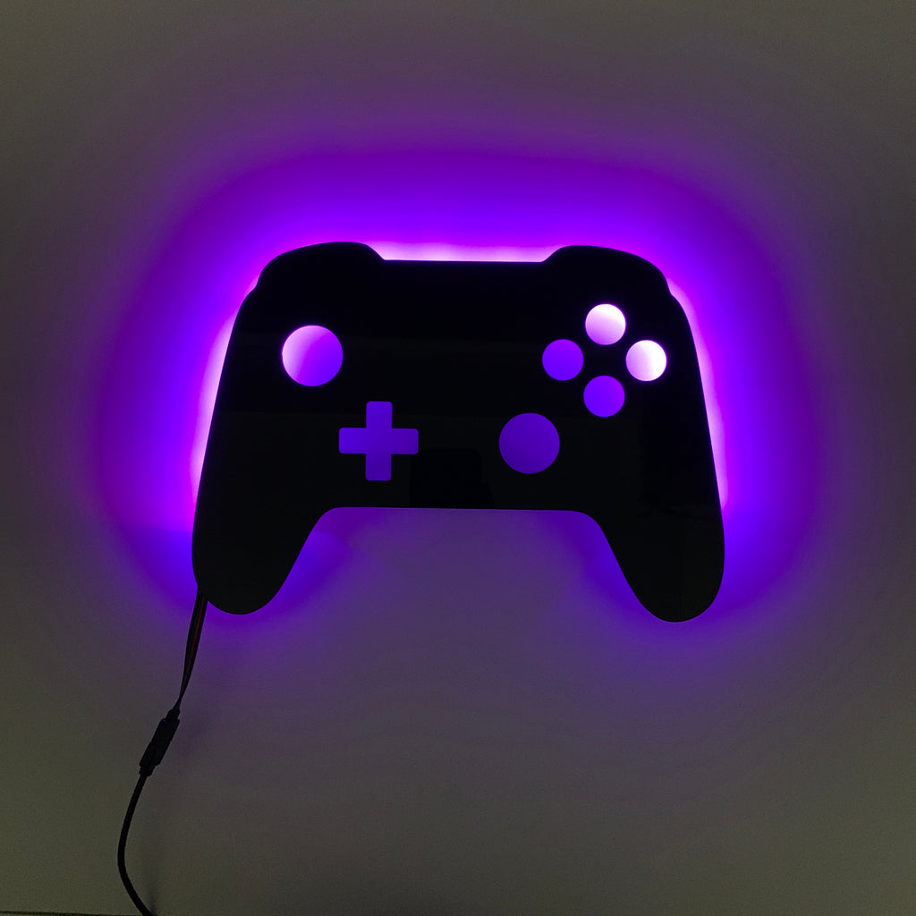 Gaming controller silhouette light