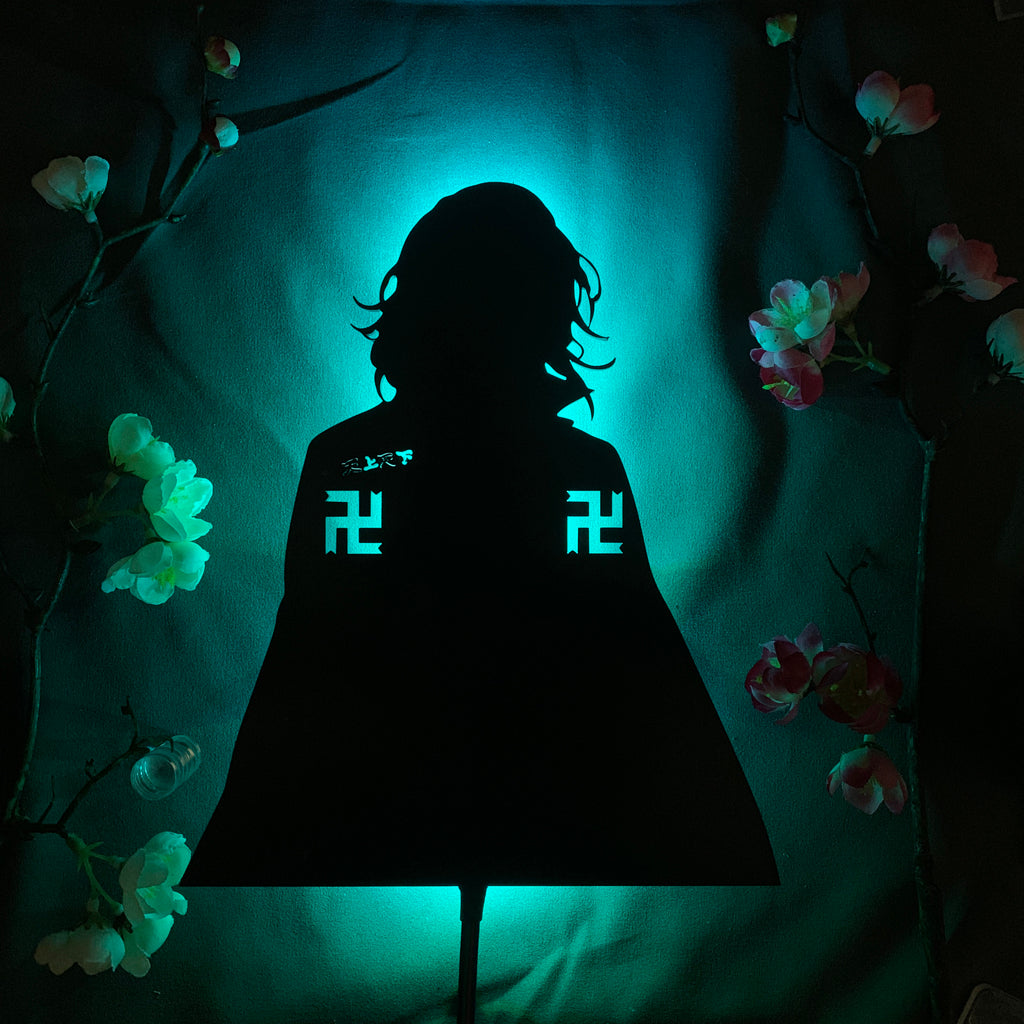 Tokyo Revengers Mikey anime silhouette light